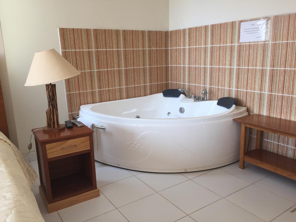 Hotel Emancipador Παράκας Εξωτερικό φωτογραφία